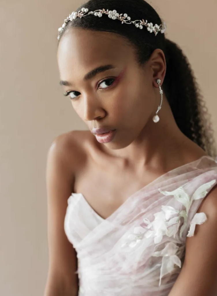 Wedding Hair Accessory Brands We Love - Nearlywed Magazine display picture 1
