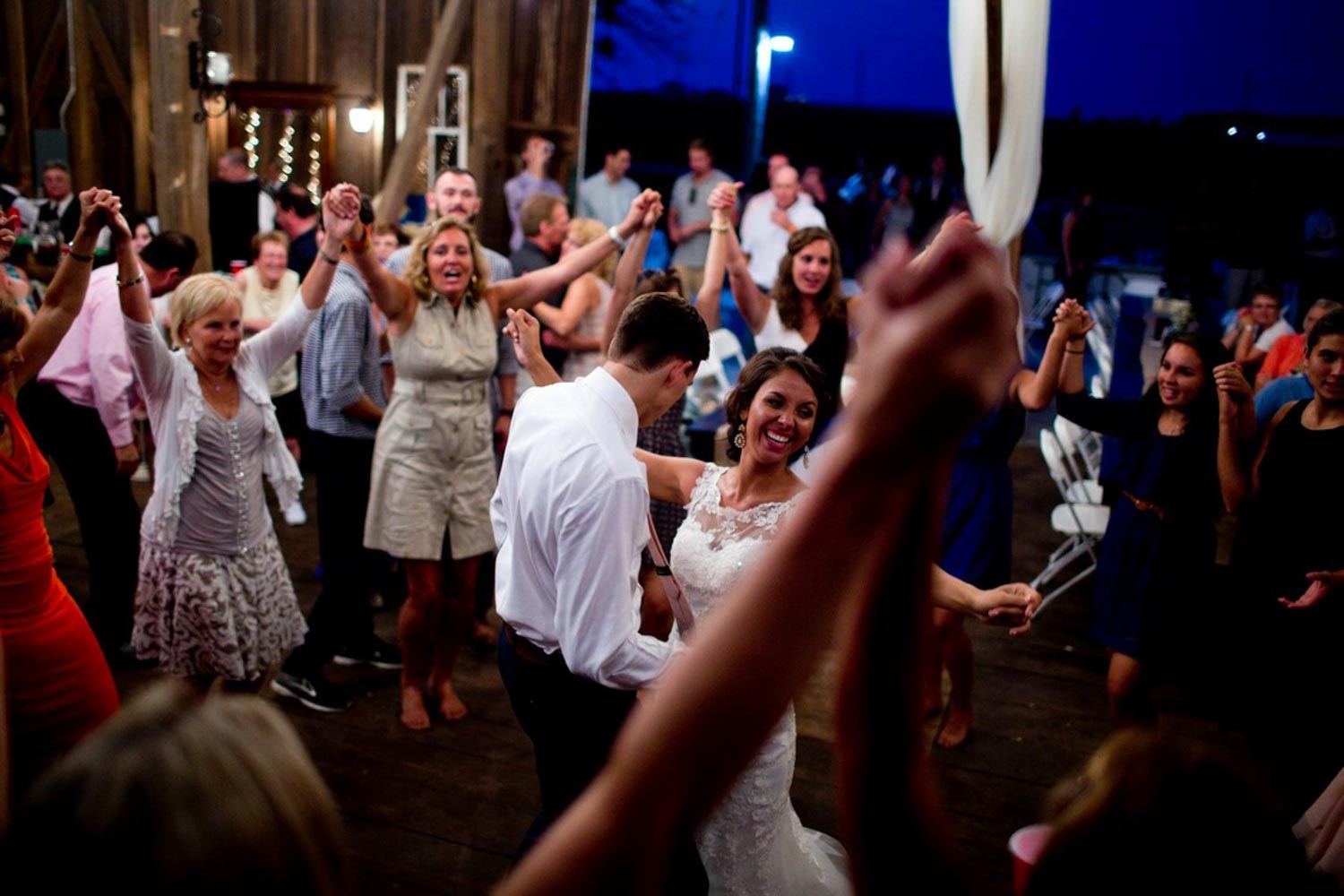 centennial barn - michigan wedding venues