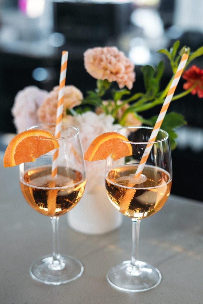 how much to budget for wedding alcohol