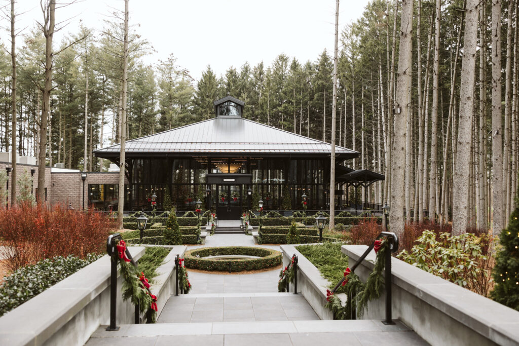 Winter Wedding Venues in Michigan