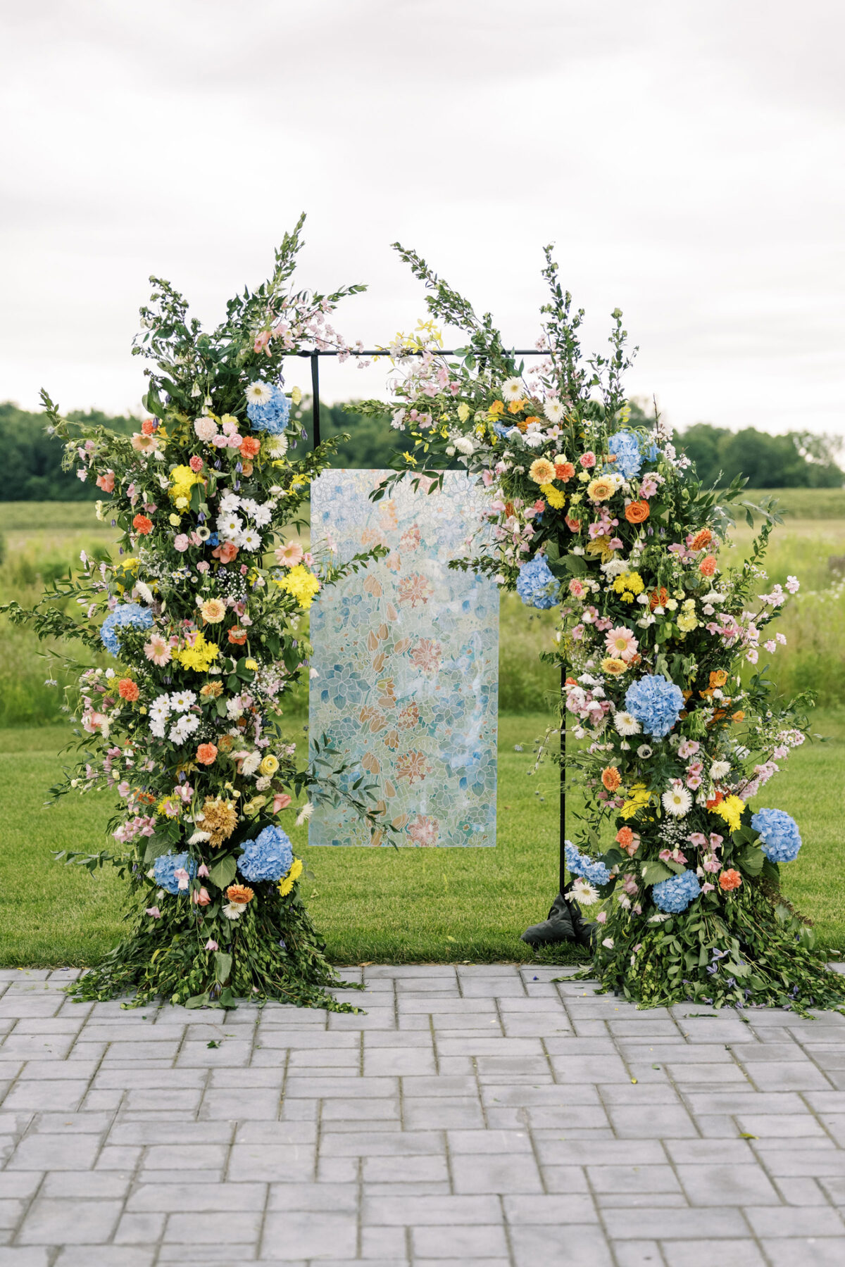 How To Repurpose Your Ceremony Flowers For The Reception Nearlywed