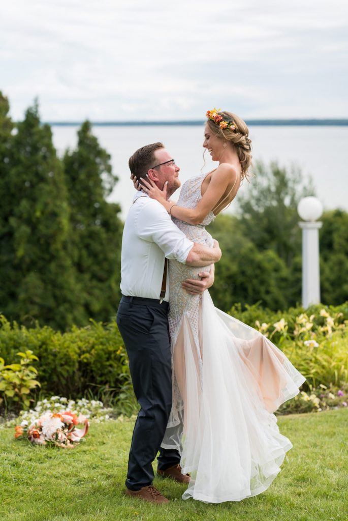 where to get married on the beach in michigan