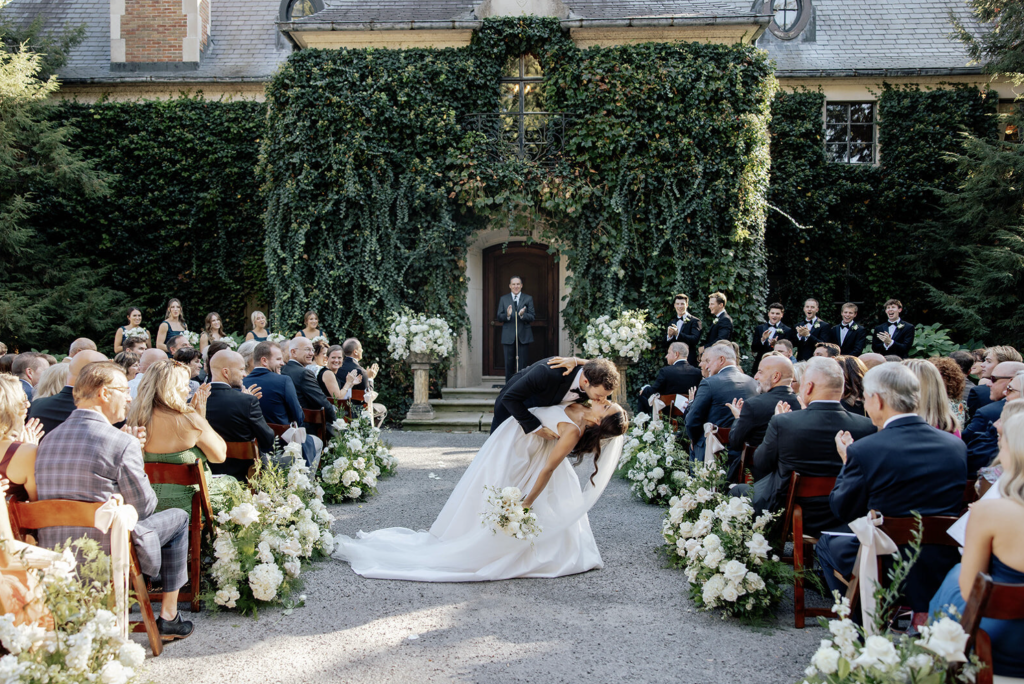 Best Wedding Photographers in Michigan