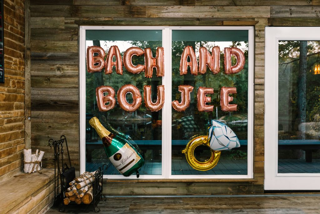 How to Split Costs on a Bachelorette Trip