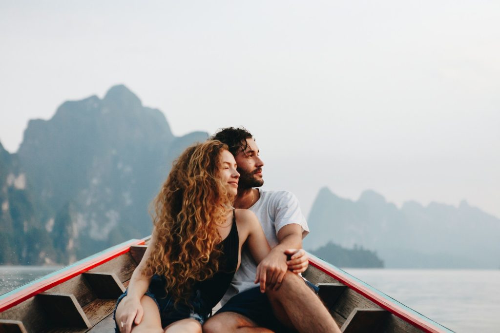 How Much Should Couples Budget for Their Honeymoon?