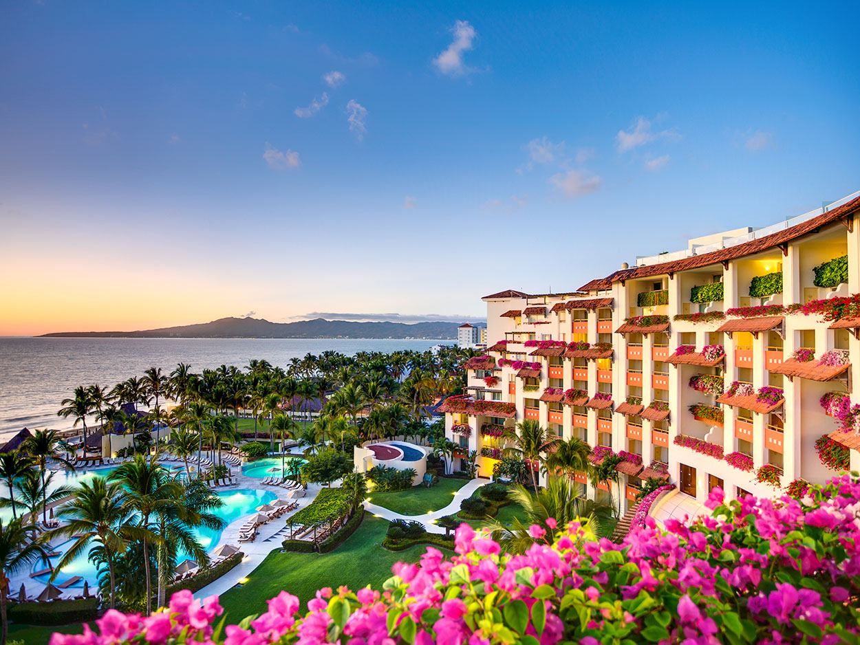 Swimming pool and sea view at Grand Velas Riviera Nayarit